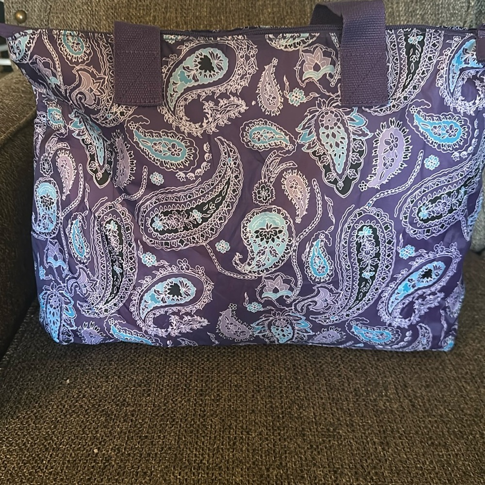 Large Purple Paisley Print Insulated Tote Bag. Excellent condition.